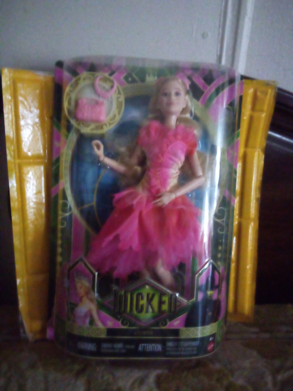 Ozdust Ballroom Glinda Barbie Doll Wicked Wizard of Oz Mattel Pink - Picture 8 of 11